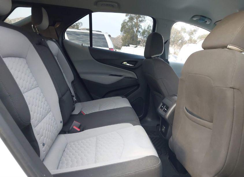 Photo 8 of 2020 Chevrolet Equinox AWD 2FL (VIN 2GNAXTEV9L6176554)