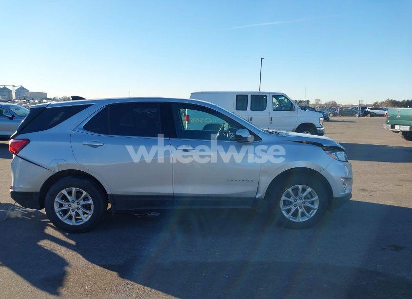 Photo 13 of 2020 Chevrolet Equinox AWD 2FL (VIN 2GNAXTEV9L6178031)