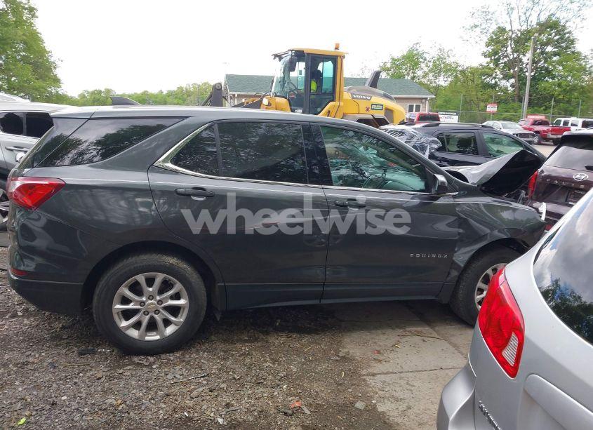 Photo 13 of 2020 Chevrolet Equinox AWD 2FL (VIN 2GNAXTEV9L6227308)