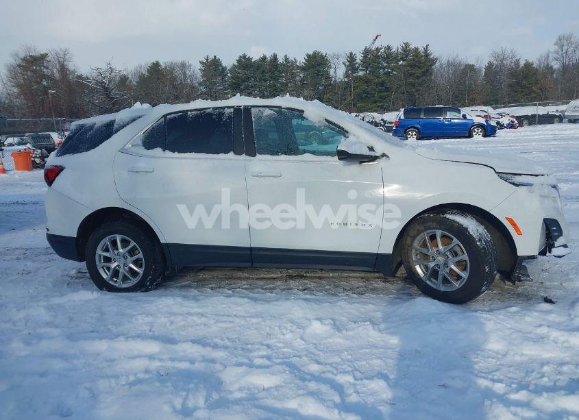 Photo 13 of 2022 Chevrolet Equinox AWD 2FL (VIN 2GNAXTEV9N6113814)