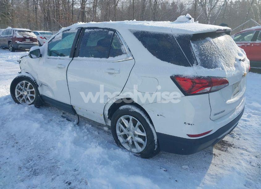 Photo 3 of 2022 Chevrolet Equinox AWD 2FL (VIN 2GNAXTEV9N6113814)