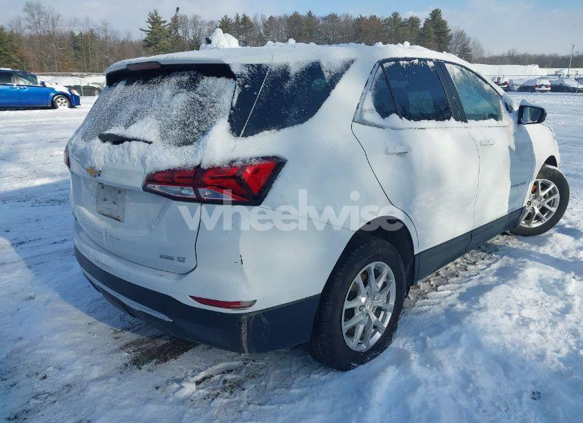 Photo 4 of 2022 Chevrolet Equinox AWD 2FL (VIN 2GNAXTEV9N6113814)