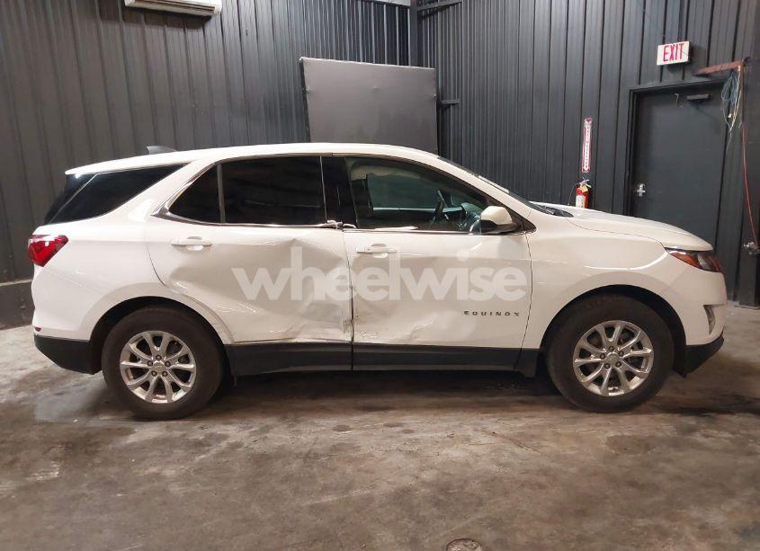 Photo 13 of 2020 Chevrolet Equinox AWD 2FL (VIN 2GNAXTEVXL6251875)