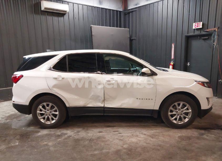 Photo 6 of 2020 Chevrolet Equinox AWD 2FL (VIN 2GNAXTEVXL6251875)