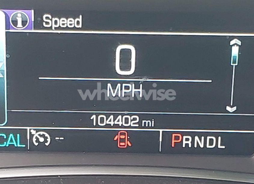 Photo 15 of 2018 Chevrolet Equinox LT (VIN 2GNAXTEX1J6249947)