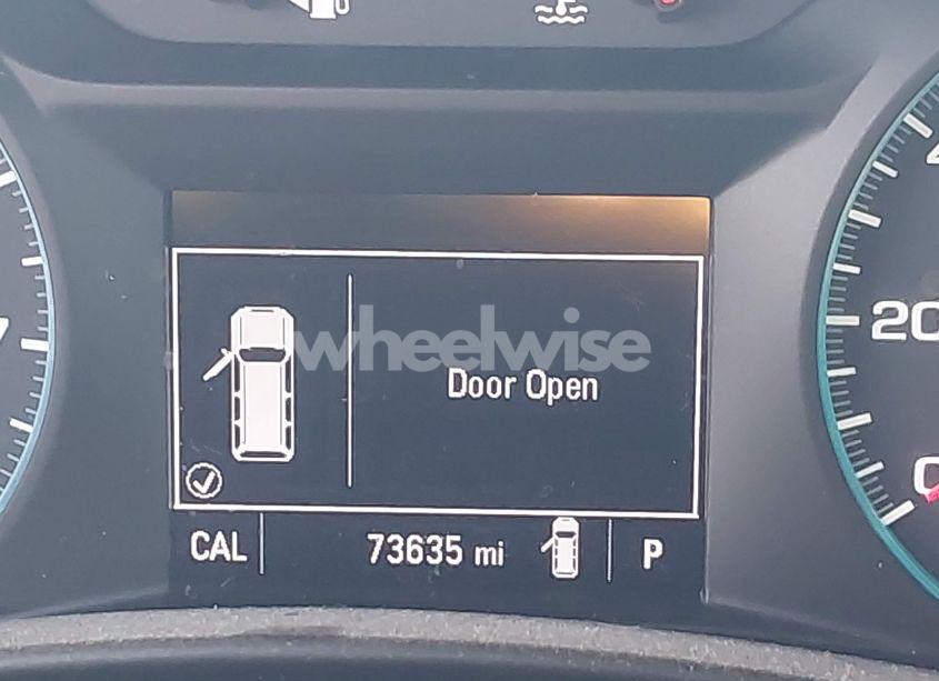Photo 15 of 2018 Chevrolet Equinox LT (VIN 2GNAXTEX1J6318166)