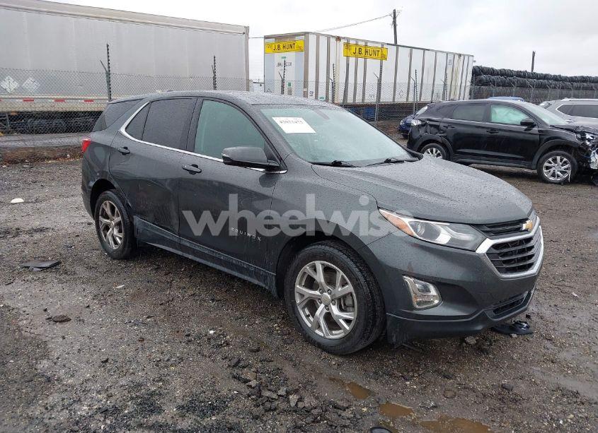 2018 Chevrolet Equinox LT (VIN 2GNAXTEX2J6209537) main photo