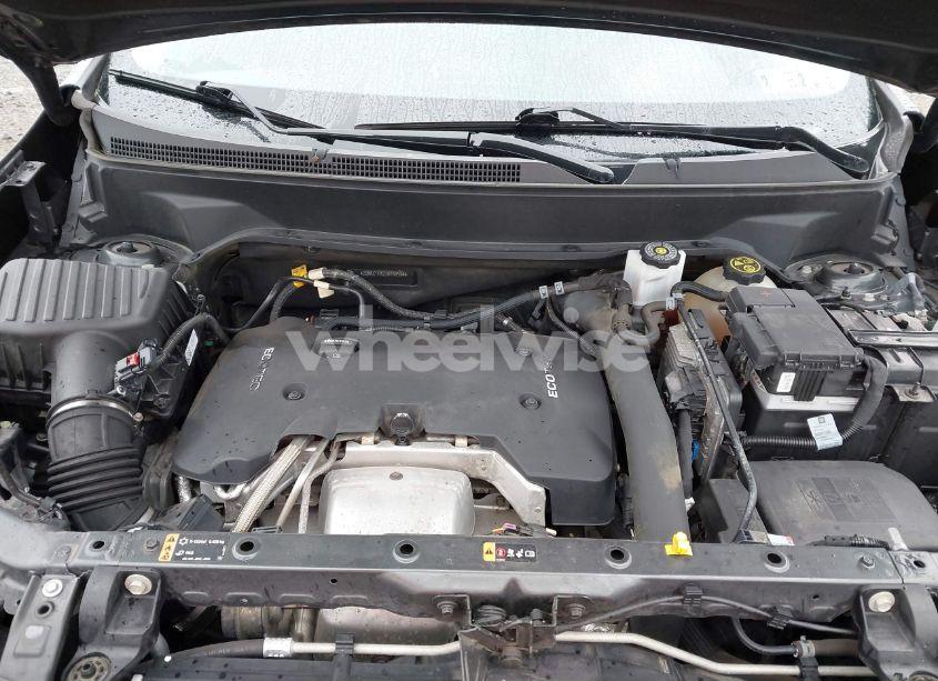 Photo 10 of 2018 Chevrolet Equinox LT (VIN 2GNAXTEX2J6209537)