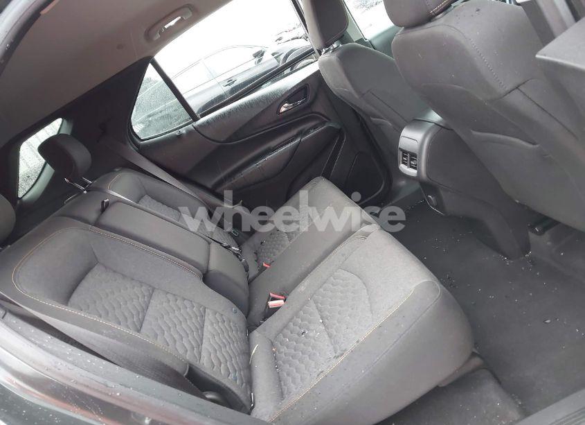 Photo 8 of 2018 Chevrolet Equinox LT (VIN 2GNAXTEX2J6209537)