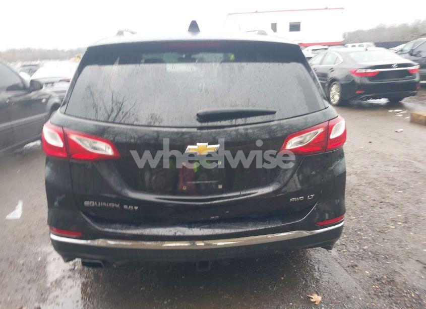 Photo 16 of 2018 Chevrolet Equinox LT (VIN 2GNAXTEX2J6334294)