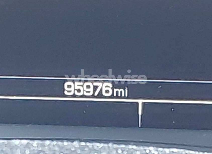 Photo 15 of 2018 Chevrolet Equinox LT (VIN 2GNAXTEX3J6181361)