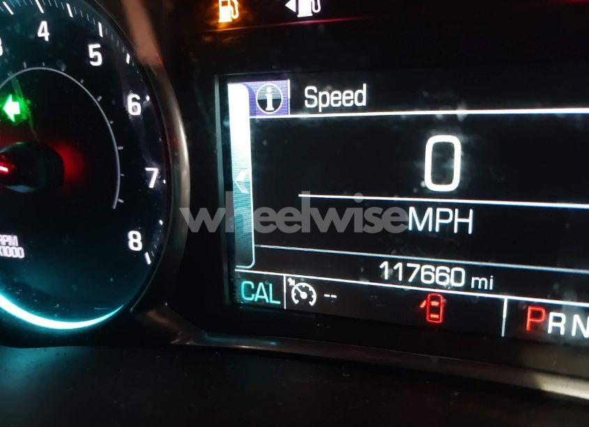 Photo 15 of 2018 Chevrolet Equinox LT (VIN 2GNAXTEX5J6344446)