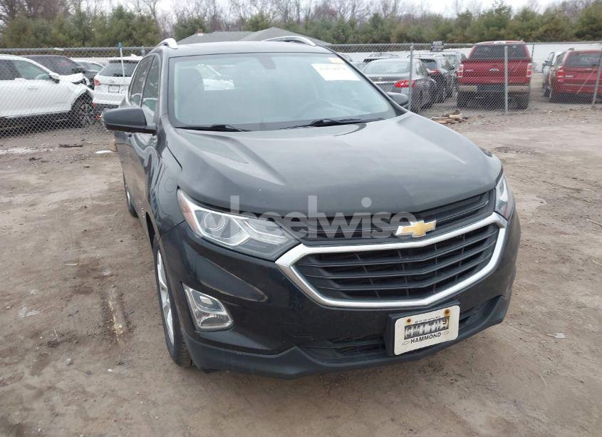 2018 Chevrolet Equinox LT (VIN 2GNAXTEX5J6344804) main photo