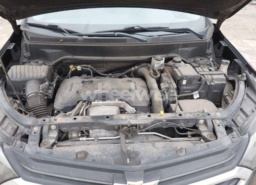 Photo 10 of 2018 Chevrolet Equinox LT (VIN 2GNAXTEX5J6344804)