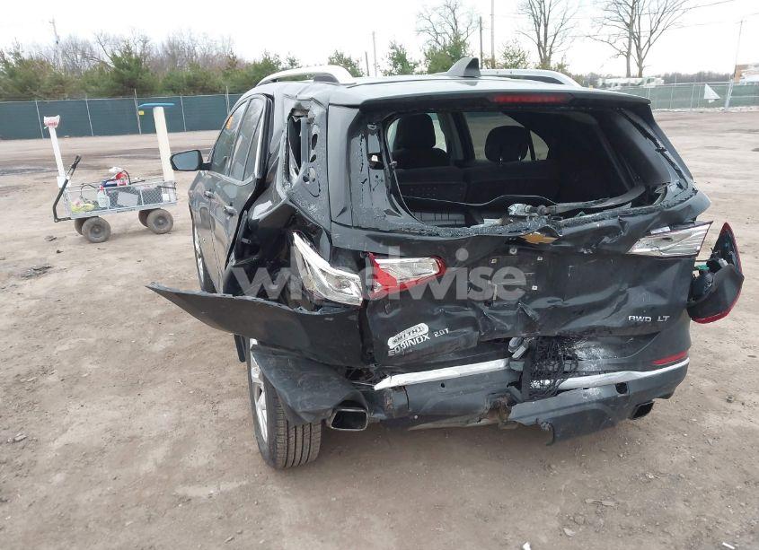 Photo 3 of 2018 Chevrolet Equinox LT (VIN 2GNAXTEX5J6344804)