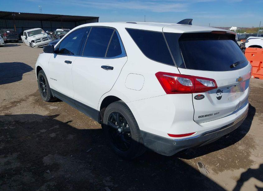 Photo 3 of 2018 Chevrolet Equinox LT (VIN 2GNAXTEX6J6237874)