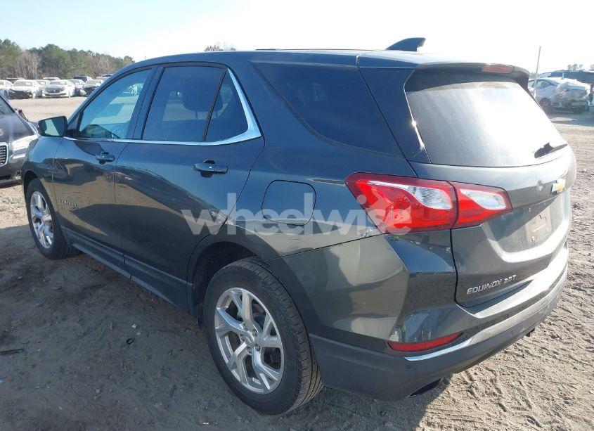 Photo 3 of 2018 Chevrolet Equinox LT (VIN 2GNAXTEX7J6156785)