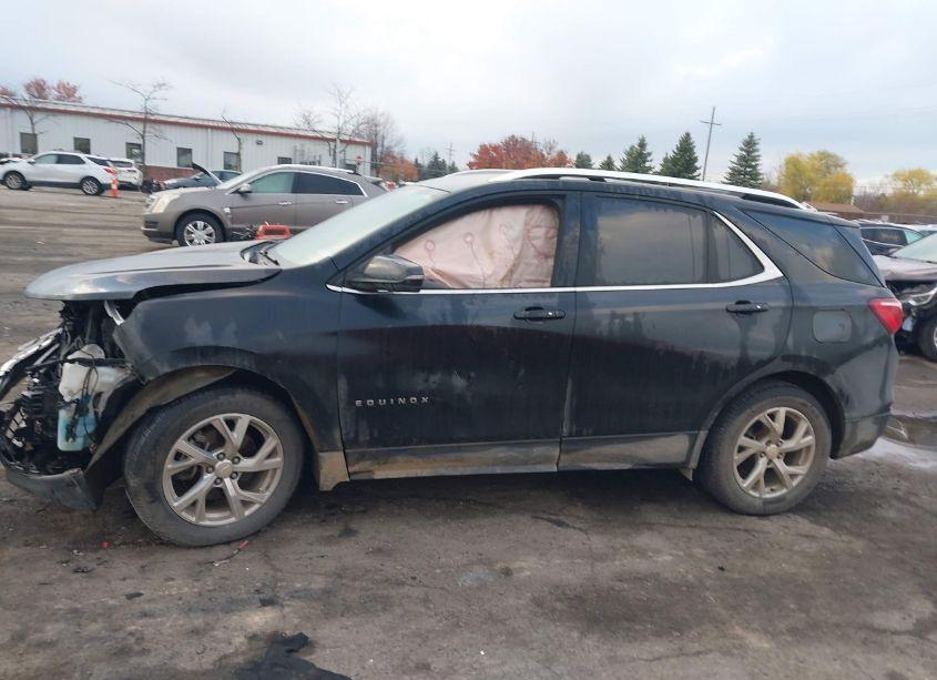 Photo 14 of 2018 Chevrolet Equinox LT (VIN 2GNAXTEX9J6231468)