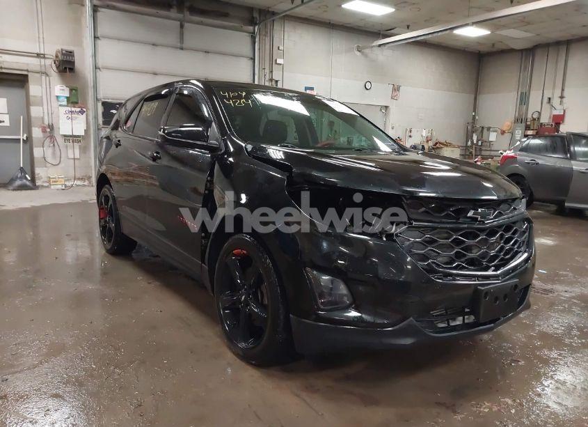 2018 Chevrolet Equinox LT (VIN 2GNAXTEX9J6258637) main photo