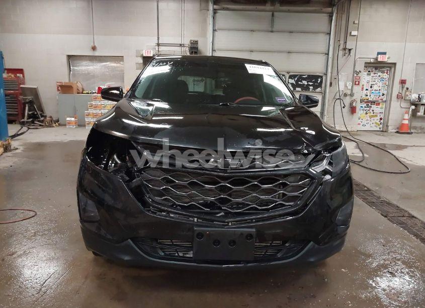 Photo 13 of 2018 Chevrolet Equinox LT (VIN 2GNAXTEX9J6258637)