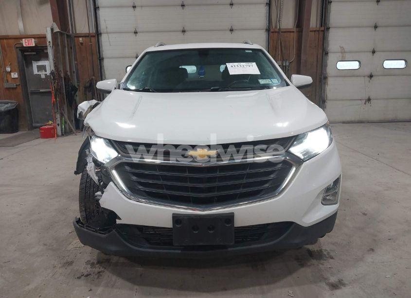 Photo 12 of 2018 Chevrolet Equinox LT (VIN 2GNAXTEX9J6335099)