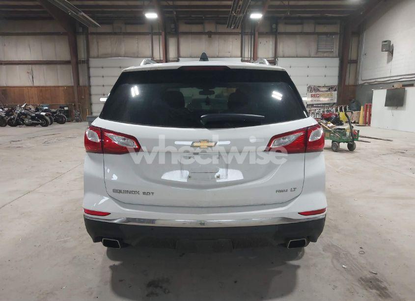 Photo 16 of 2018 Chevrolet Equinox LT (VIN 2GNAXTEX9J6335099)