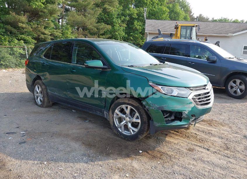 2018 Chevrolet Equinox LT (VIN 2GNAXTEXXJ6155520) main photo