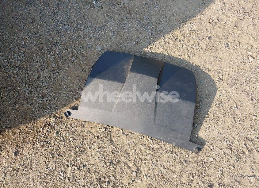 Photo 12 of 2018 Chevrolet Equinox LT (VIN 2GNAXTEXXJ6155520)