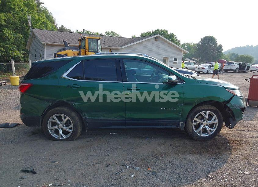 Photo 14 of 2018 Chevrolet Equinox LT (VIN 2GNAXTEXXJ6155520)