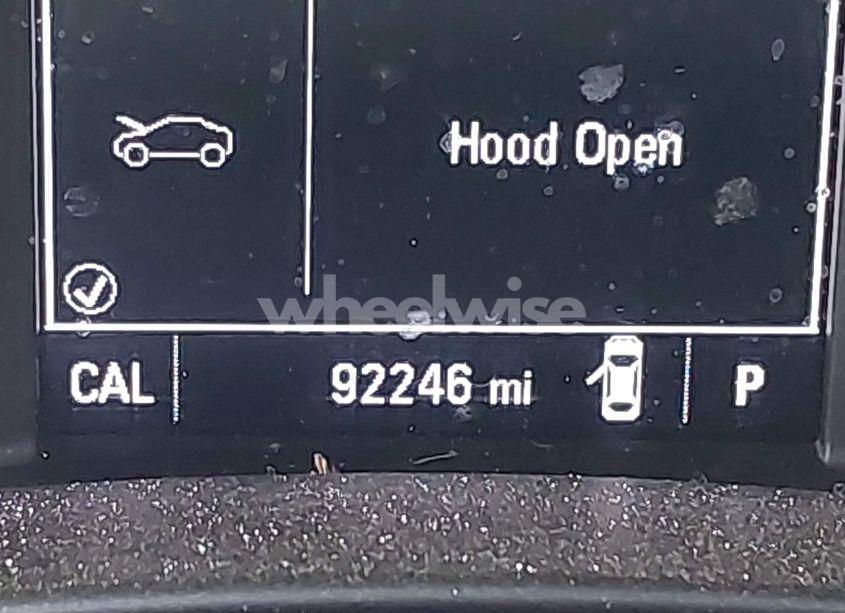 Photo 16 of 2018 Chevrolet Equinox LT (VIN 2GNAXTEXXJ6155520)