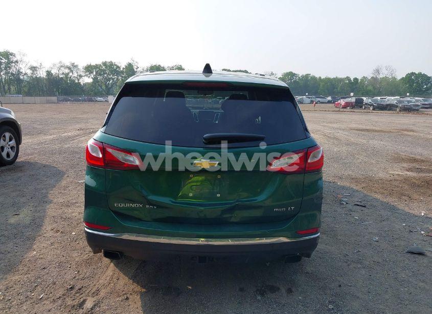 Photo 17 of 2018 Chevrolet Equinox LT (VIN 2GNAXTEXXJ6155520)