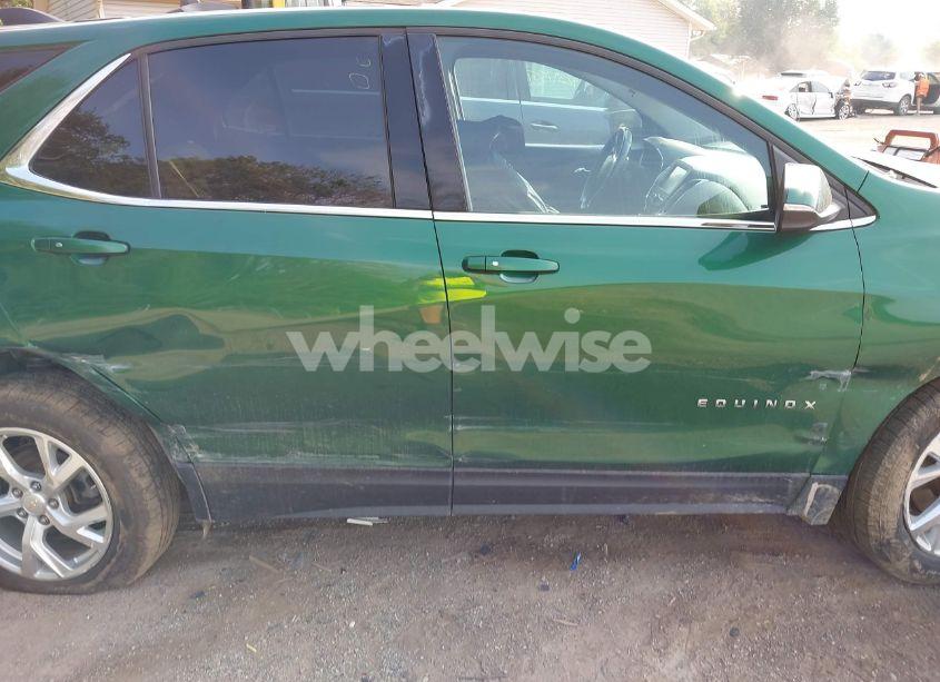 Photo 19 of 2018 Chevrolet Equinox LT (VIN 2GNAXTEXXJ6155520)