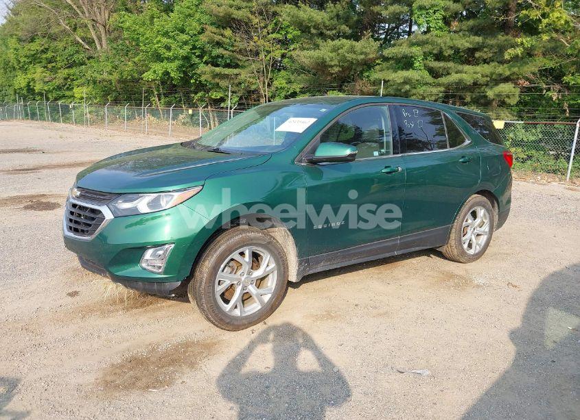 Photo 2 of 2018 Chevrolet Equinox LT (VIN 2GNAXTEXXJ6155520)