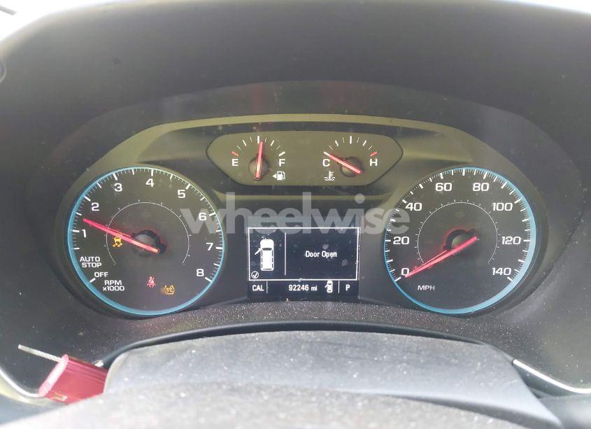 Photo 7 of 2018 Chevrolet Equinox LT (VIN 2GNAXTEXXJ6155520)