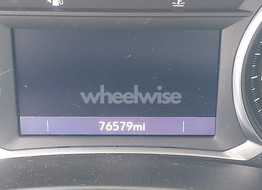 Photo 14 of 2019 Chevrolet Equinox LT (VIN 2GNAXUEV0K6121690)