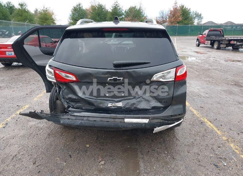 Photo 15 of 2019 Chevrolet Equinox LT (VIN 2GNAXUEV0K6121690)