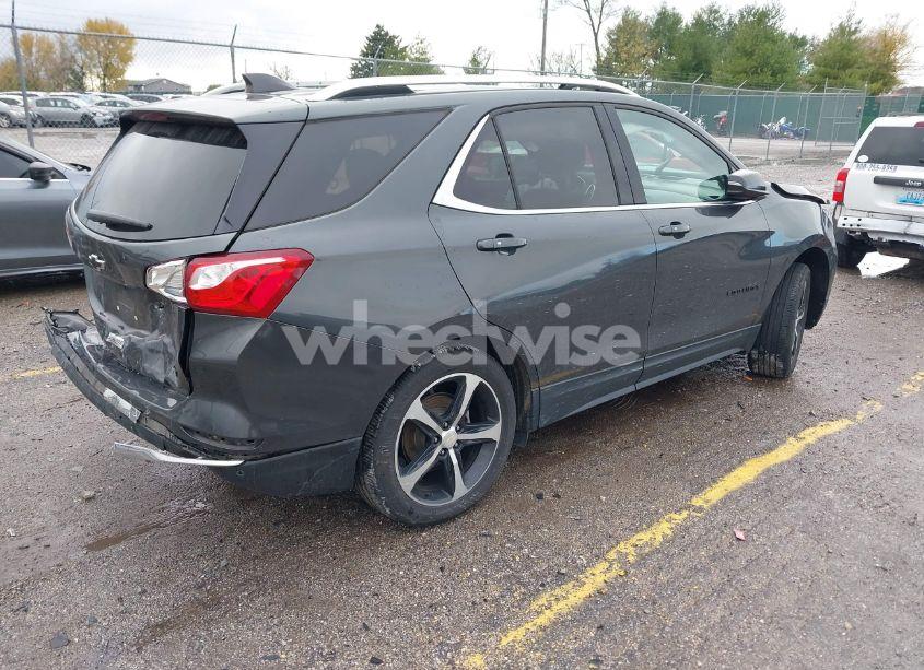 Photo 4 of 2019 Chevrolet Equinox LT (VIN 2GNAXUEV0K6121690)