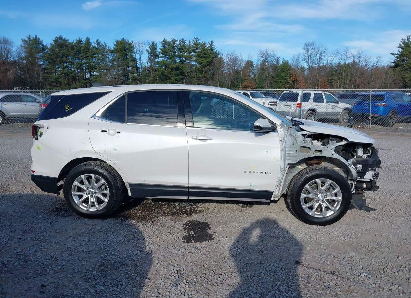 Photo 14 of 2019 Chevrolet Equinox LT (VIN 2GNAXUEV0K6154348)