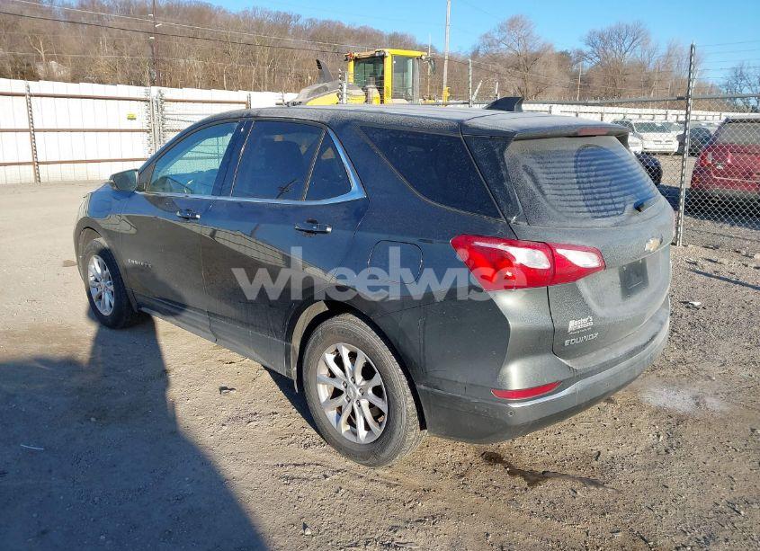 Photo 3 of 2019 Chevrolet Equinox LT (VIN 2GNAXUEV0K6191853)