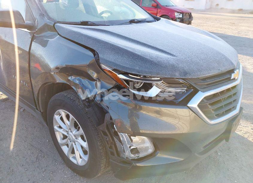 Photo 6 of 2019 Chevrolet Equinox LT (VIN 2GNAXUEV0K6191853)