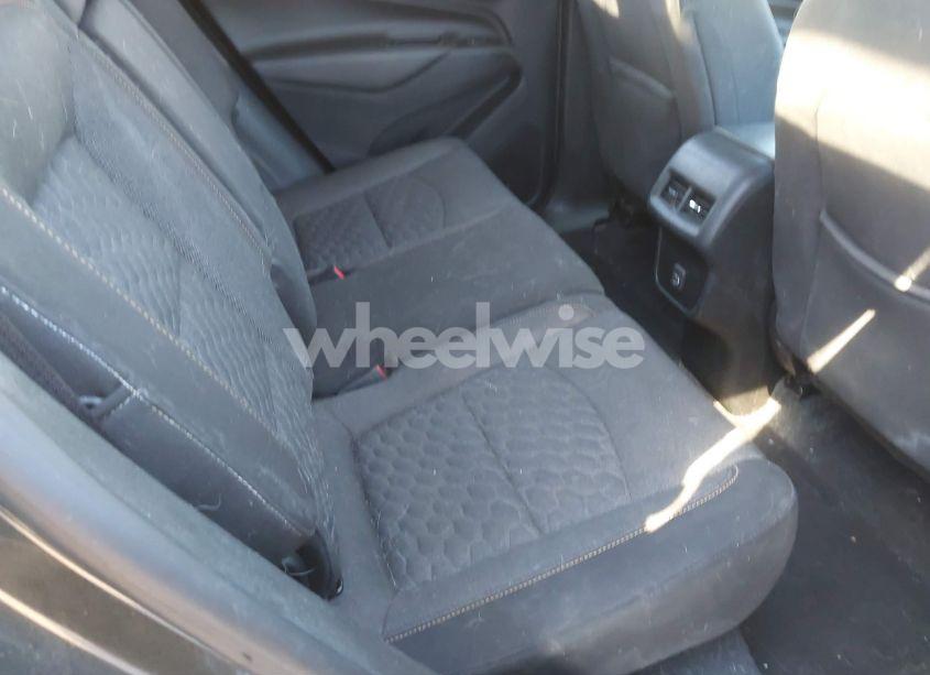 Photo 8 of 2019 Chevrolet Equinox LT (VIN 2GNAXUEV0K6191853)