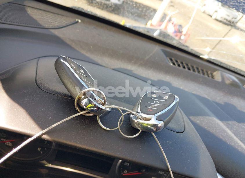 Photo 11 of 2019 Chevrolet Equinox LT (VIN 2GNAXUEV0K6192954)