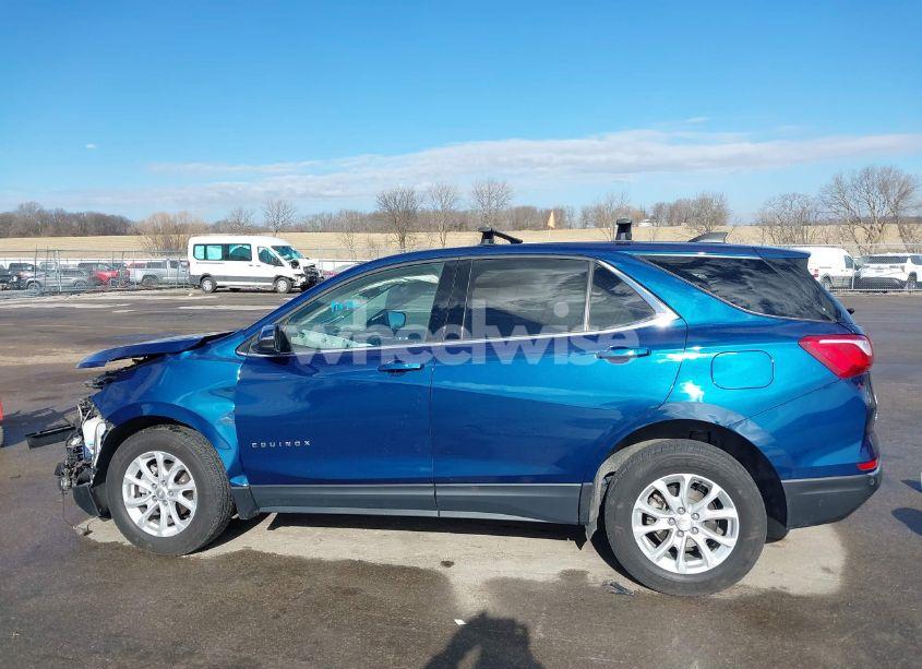 Photo 15 of 2019 Chevrolet Equinox LT (VIN 2GNAXUEV0K6192954)