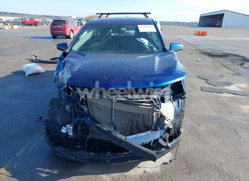 Photo 6 of 2019 Chevrolet Equinox LT (VIN 2GNAXUEV0K6192954)