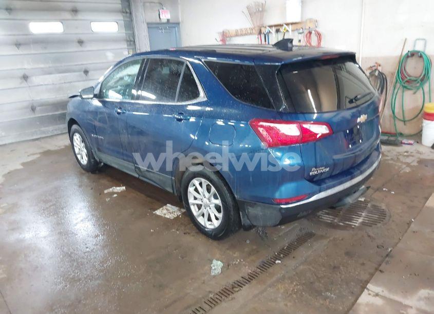 Photo 3 of 2019 Chevrolet Equinox LT (VIN 2GNAXUEV0K6195028)