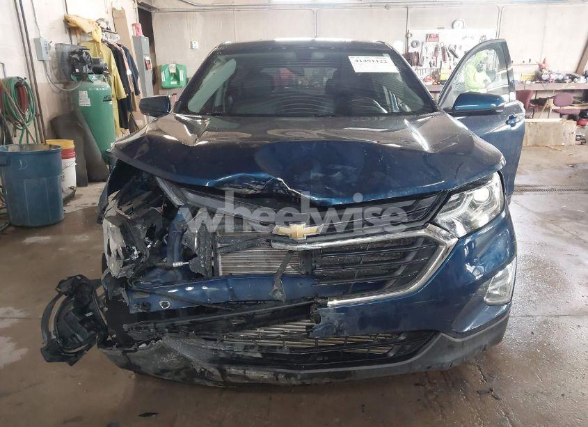 Photo 6 of 2019 Chevrolet Equinox LT (VIN 2GNAXUEV0K6195028)