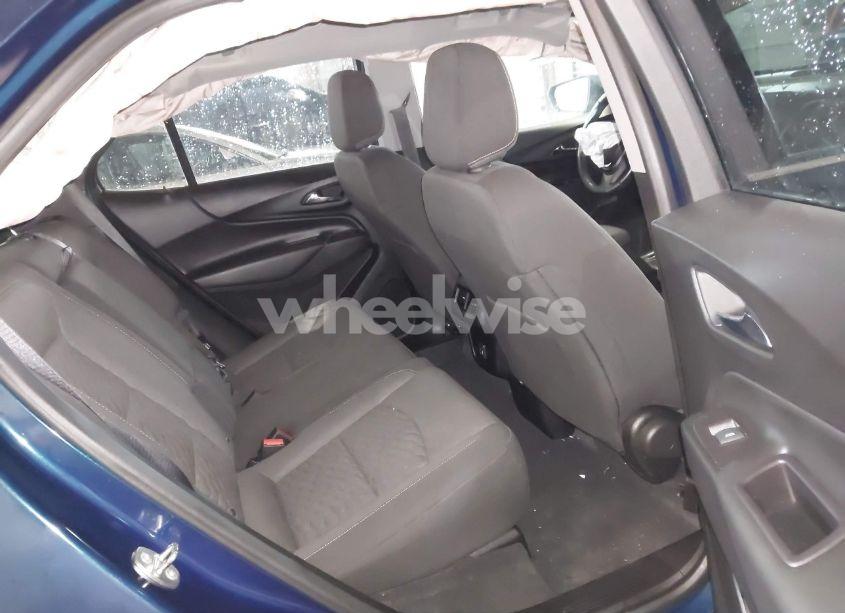 Photo 8 of 2019 Chevrolet Equinox LT (VIN 2GNAXUEV0K6195028)