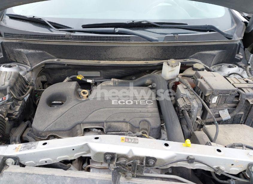 Photo 10 of 2019 Chevrolet Equinox LT (VIN 2GNAXUEV0K6262789)