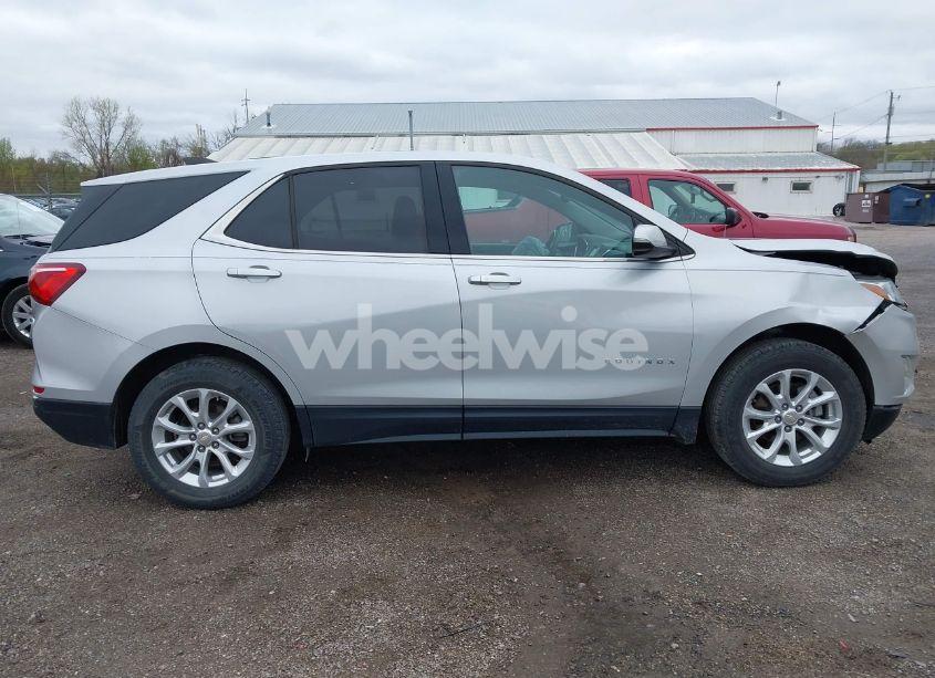 Photo 13 of 2019 Chevrolet Equinox LT (VIN 2GNAXUEV0K6262789)