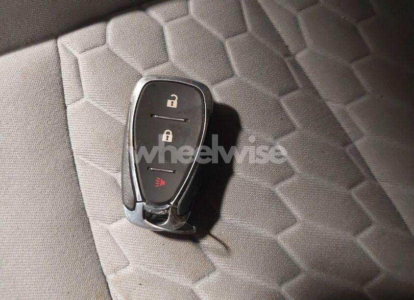 Photo 11 of 2019 Chevrolet Equinox LT (VIN 2GNAXUEV0K6279088)